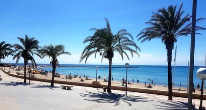 1800 Stone House 10 minutes drive to the sea.