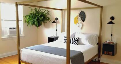 ❣ A Sunny & Stylish 4BR near Presque Isle w/ WiFi