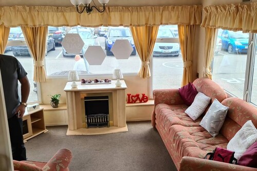 The Balmoral Luxury Caravan