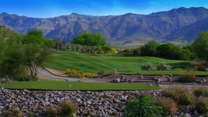 Golf - Great Value, near golf,hiking: Superstition Escape (Gold Canyon)