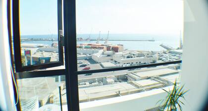 Sea view / Modern / Equipped