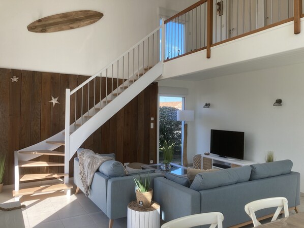 Smart TV, foosball, table tennis, books - Direct access to the beach (Saint-Jean-de-Monts)