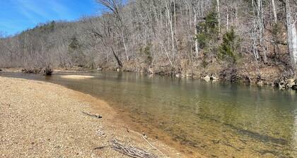 Rustic Cabin in Hunters' Paradise!