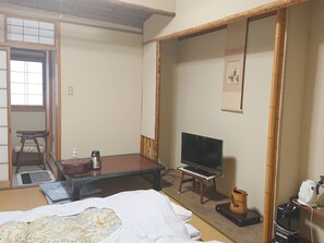 1 chambre, bureau, Wi-Fi gratuit, draps fournis