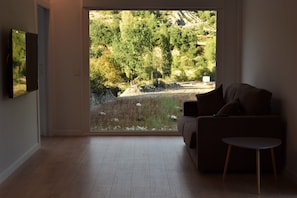 Exclusive-Apartment (2) | Wohnbereich | Flachbildfernseher