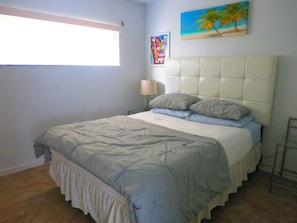 2 bedrooms, desk, iron/ironing board, travel cot