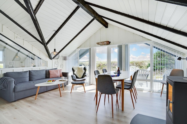 TV connectée, cheminée, lecteur de DVD