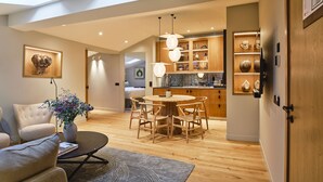 Deluxe suite | Woonkamer