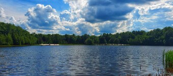 Lakefront, PETS, Boats, Deck, Turf, Sandbox, Firepit,Games, Poconos, PoolTable