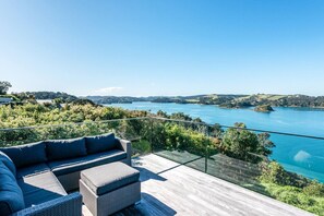 Property grounds - Ocean View (Waiheke Island)