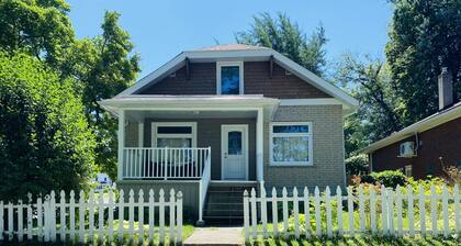 New & cozy Niagara getaway. 7 min drive from the falls