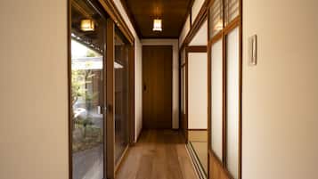 Quarto tradicional, para não fumantes, sacada (Japanese Style, 2 people (Tobaba)) | Cofres nos quartos, Wi-Fi de cortesia