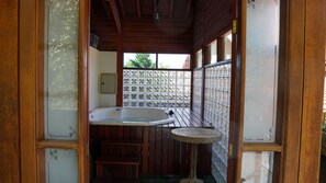 Interior - Casa em Condominio, Recanto do Jordao, Ofuro, Quadra de Tenis, Lareira, mt Verde (SP)