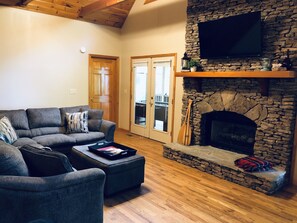 Smart TV, fireplace, DVD player, table football