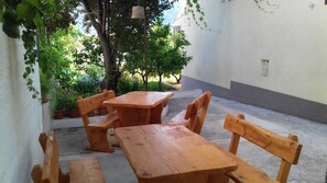 Apartment, 2 Bedrooms, Accessible, Smoking | BBQ/picnic area - Antique Apartment With Balcony (Stari Grad)