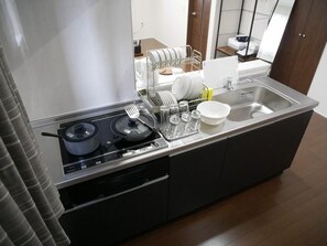 Private Vacation Home,  Non Smoking | Private kitchenette | Fridge, microwave, stovetop, cookware/dishes/utensils