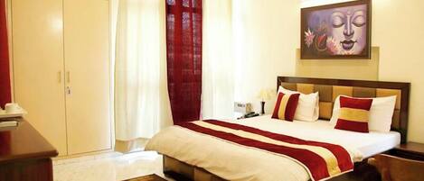 Room, 1 Bedroom, Accessible, Smoking | 1 bedroom, free WiFi