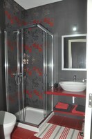 Room, 1 Bedroom, Accessible, Smoking | Bathroom