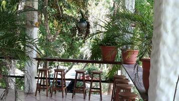 Tempat makan outdoor