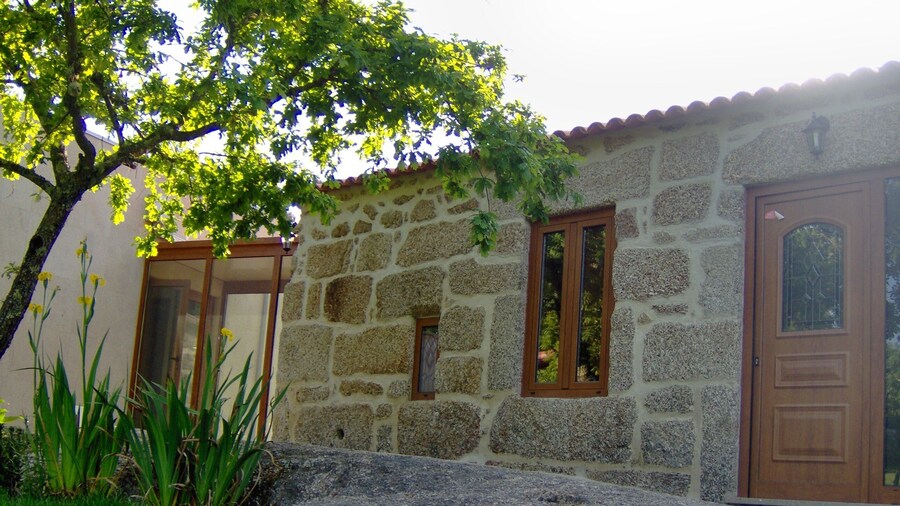 Room-paradise is Real at Vale Martinho R