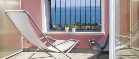 Apartment, 2 Bedrooms, Private Pool, Garden View | Interior