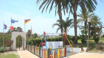 House, 2 Bedrooms, Smoking, Terrace | Children’s area