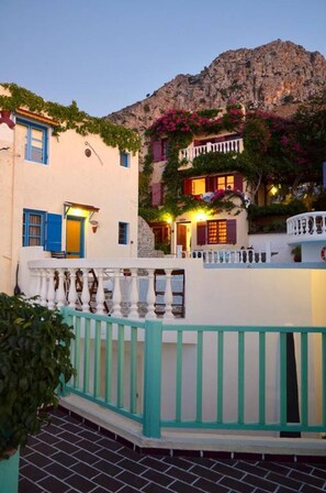 Apartment, 1 Bedroom, Balcony, Garden View | Exterior