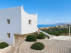 Apartment, 2 Bedrooms, Smoking, Balcony | Exterior - Wandernest Cozy Corner Vibe 8 (Hersonissos)