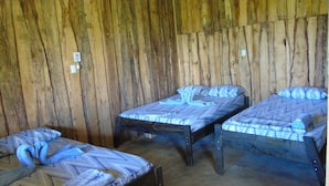 Property grounds - Hotel El Tesoro de Sir, Drake Bay (Drake Bay)