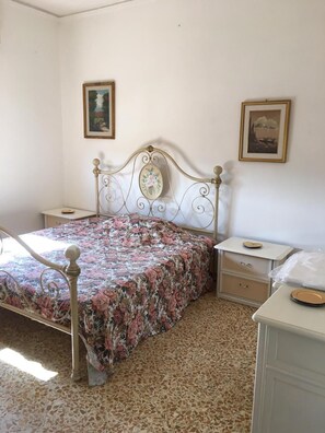 Villa, 3 Bedrooms, Smoking, Hot Tub
