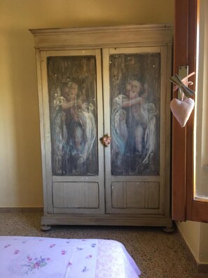 Villa, 3 Schlafzimmer, Raucher, Whirlpool | 3 Schlafzimmer, Reisekinderbett