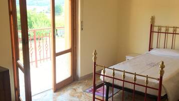 Villa, 3 Schlafzimmer, Raucher, Whirlpool | 3 Schlafzimmer, Reisekinderbett