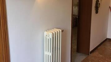 Villa, 3 Bedrooms, Smoking, Hot Tub | Interior