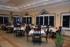 Dining - Holidays Like no Other at Le Mirage New Tiran Naama Bay (Sharm El Sheikh)