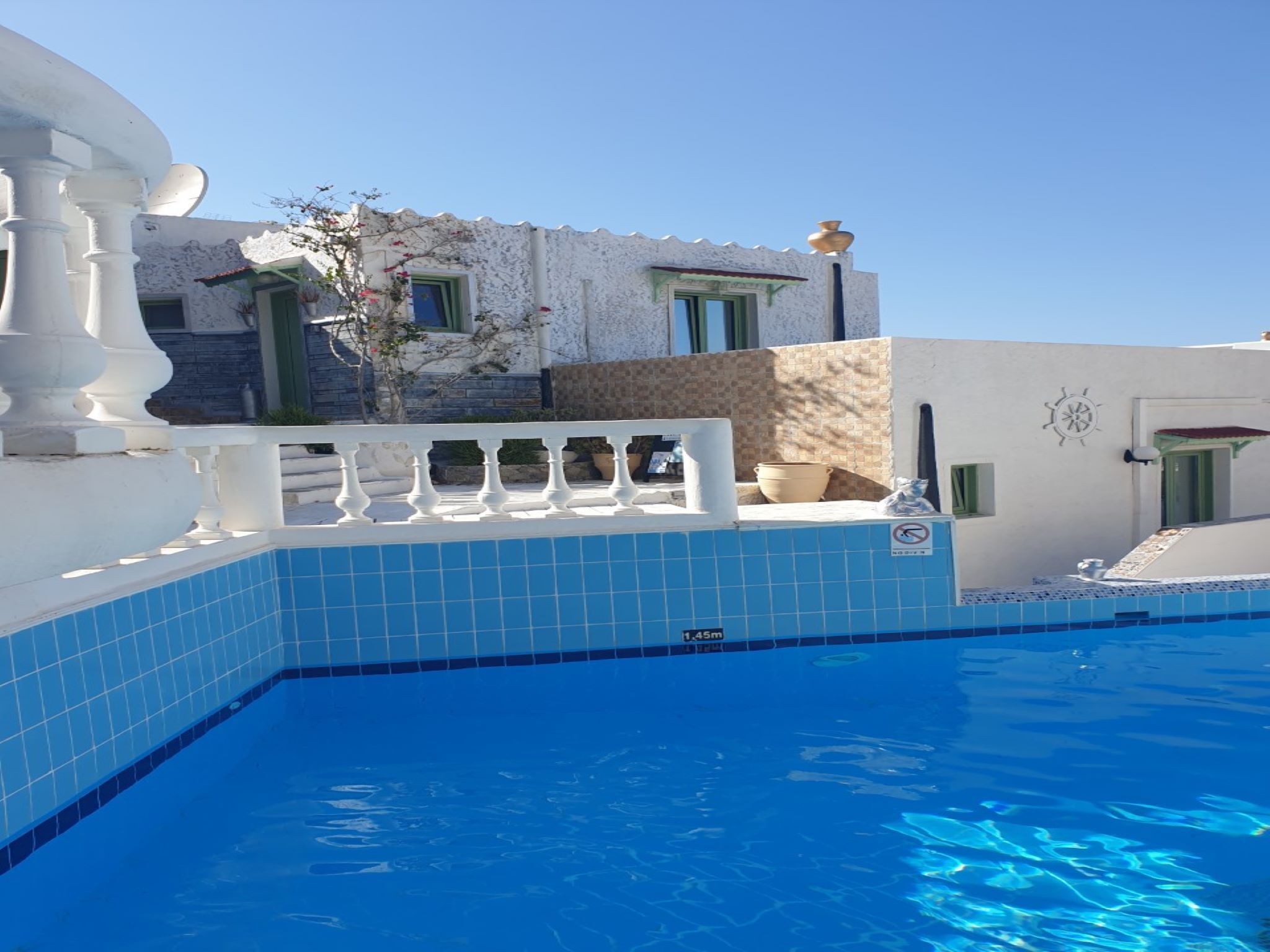 Chambre, 1 chambre, fumeurs, balcon | Piscine | Piscine extérieure
