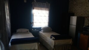 Room - Room-comfy Room With Dstv and Aircon in (Lephalale)