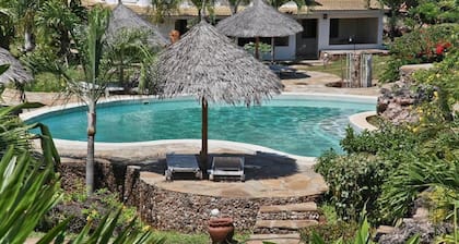 Room in B&B - Kibali Wonerful Bed & Breakfast Resort - Malindi