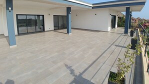 Unclassified image, 3 of 42, button - Splendid Villa 2015 (Mbour)