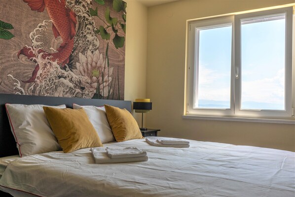 Apartment, 1 Bedroom, Smoking, Garden View | 1 bedroom, iron/ironing board, WiFi