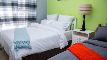 Room, 1 Bedroom, Terrace, Mountain View | 1 bedroom, iron/ironing board, free WiFi