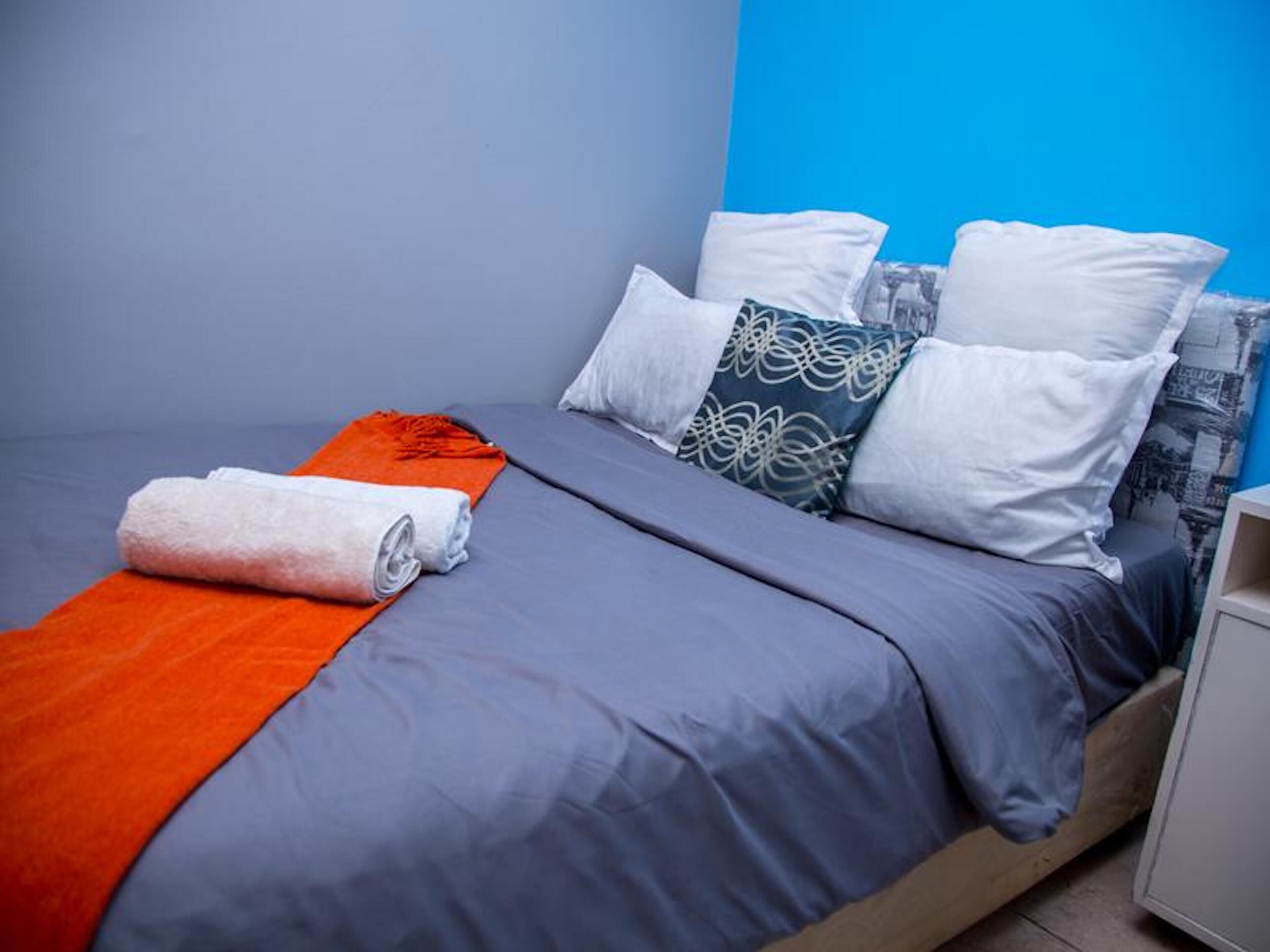Room, 1 Bedroom, Terrace, Mountain View | 1 bedroom, iron/ironing board, free WiFi