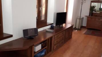 Apartment, 1 Bedroom, Smoking, Balcony | Room amenity