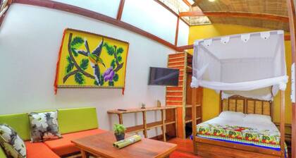 Villa # 3 - High End Studio Apartment With Kitchen, Playa Chiquita