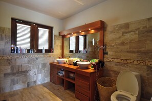 Villa, 5 Bedrooms, Smoking, Private Pool