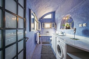 House, 2 Bedrooms, Patio, Ocean View | Bathroom - Real Santorini Cave House far From the Crowds (Santorini)