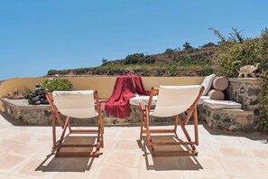 House, 2 Bedrooms, Patio, Ocean View | Balcony