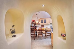 House, 2 Bedrooms, Patio, Ocean View | Dining room