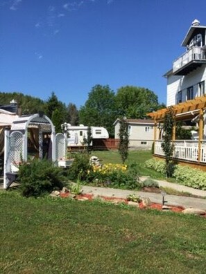 Zimmer, 1 Schlafzimmer | Unterkunftsgelände