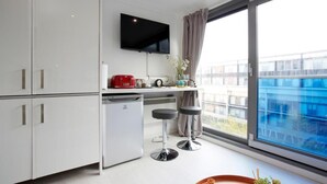 Interior - The Cakide - Leeds Stunning, Contemporary Cosy Find (Leeds)