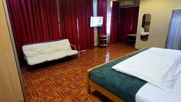 Quarto, 6 quartos, para fumantes, sacada | 6 quartos